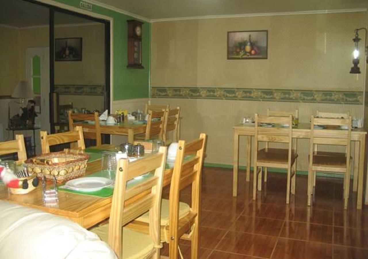 Hostal South Wind I Puerto Natales Zewnętrze zdjęcie